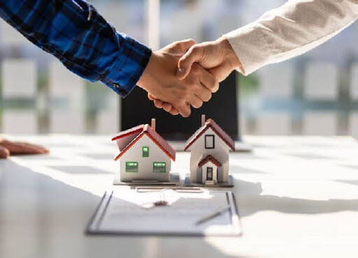How Can a Lower Interest Rate in 2024 Help You Buy a House in Canada?
